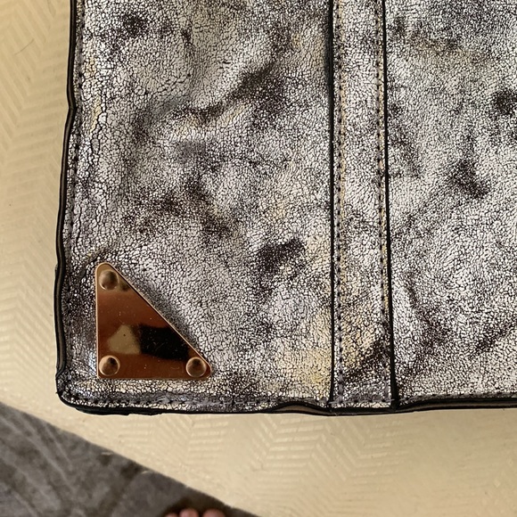 EUC Neiman Marcus faux leather distressed metallic silver finish tote bag - Picture 3 of 11